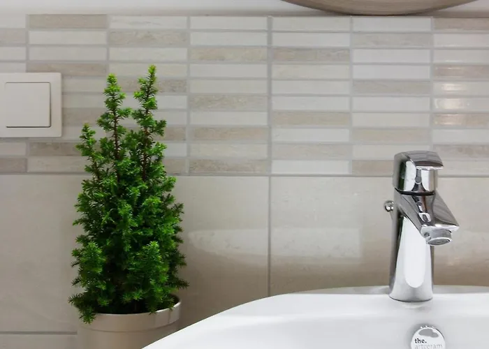 Lovely In Center With Private Parking شقة فيلنيوس